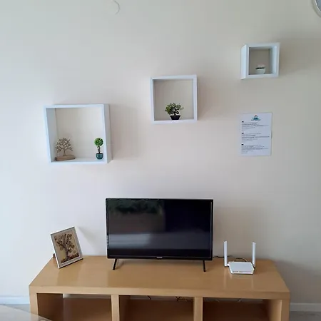 Apartment Demokratsia Burgas City